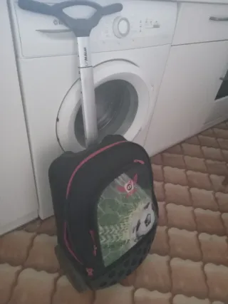 Mochila con ruedas y tirador extensible