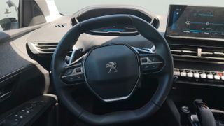 Peugeot 3008 BlueHDi 130 S&S Allure Pack EAT8 96 kW (130 CV)