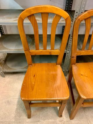 Sillas rústicas de madera maciza (2 unidades)