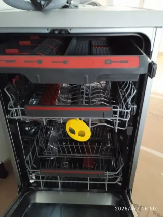 Lavavajillas AEG 7 cubiertos metalizado