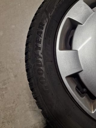 4 Neumáticos Goodyear 205/55 R16