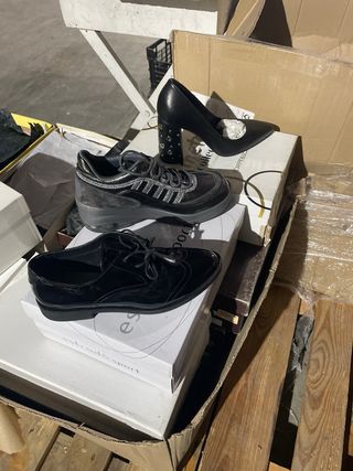 Lote 200 Zapatos Hombre y Mujer