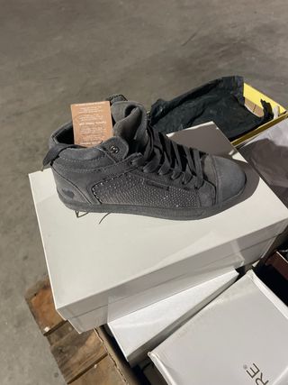 Lote 200 Zapatos Hombre y Mujer