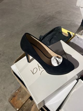 Lote 200 Zapatos Hombre y Mujer