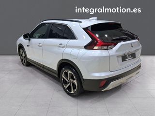 Mitsubishi Eclipse Cross PHEV Kaiteki 4WD