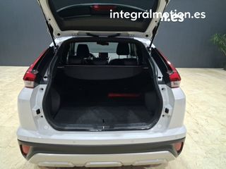 Mitsubishi Eclipse Cross PHEV Kaiteki 4WD