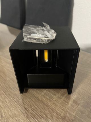 Aplique LED Negro para Exterior/Jardín