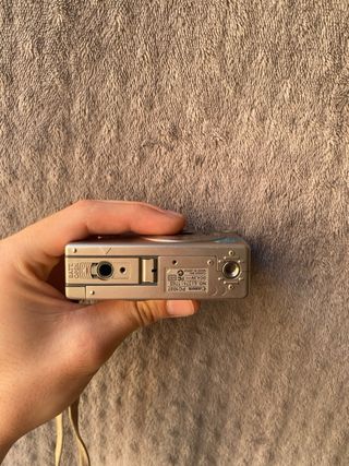 Cámara Digital Canon IXUS V3