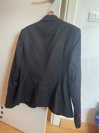 Giacca Stefanel nera con bottoni fucsia