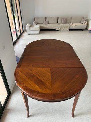 Sillas de comedor de cerezo tapizadas beige