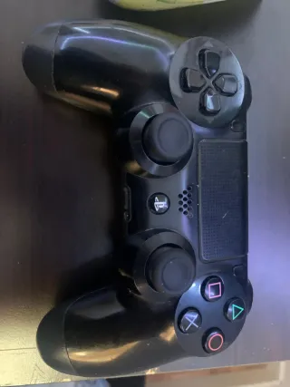 PS4 Slim 500GB + 2 Mandos