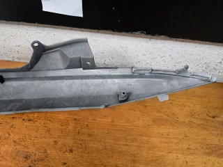 Carenado Suzuki Burgman 200 Izquierdo Gris