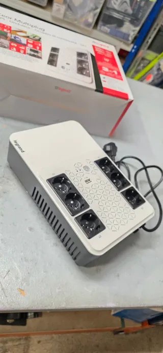 Legrand Keor Multiplug UPS 310082