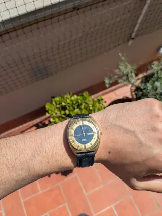 Reloj Longines Comet Automático Dorado