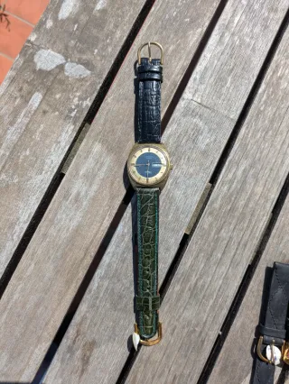 Reloj Longines Comet Automático Dorado