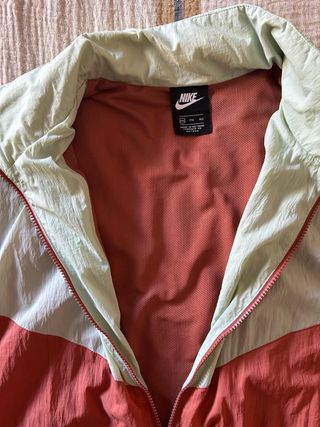 Chaqueta Cortavientos Nike Mujer