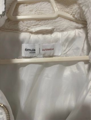 Cazadora acolchada blanca mujer