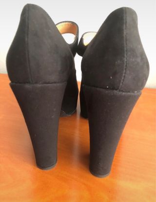 Zapatos de tacón negros Mary Jane talla 38