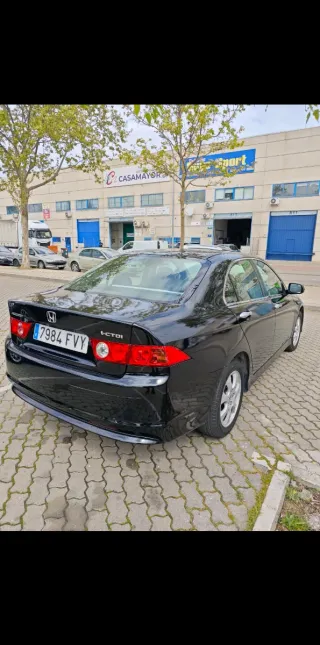 Honda Accord 2.2 icdti único propietario