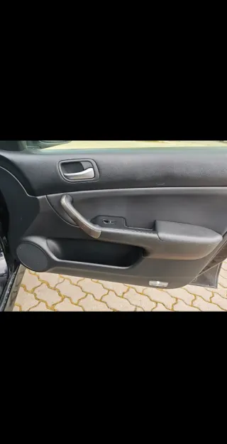 Honda Accord 2.2 icdti único propietario