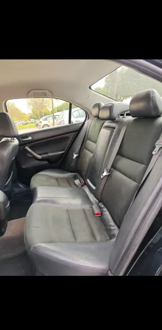 Honda Accord 2.2 icdti único propietario