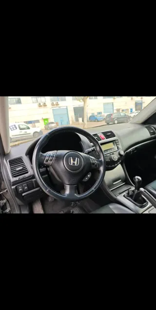 Honda Accord 2.2 icdti único propietario