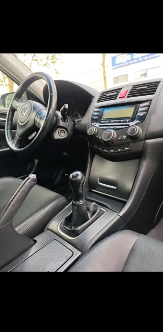 Honda Accord 2.2 icdti único propietario
