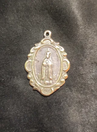 Antigua medalla Virgen de Fátima bronce. R