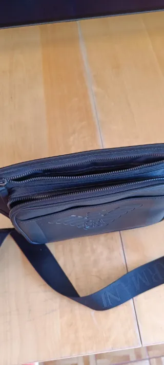 Riñonera Emporio Armani Negra