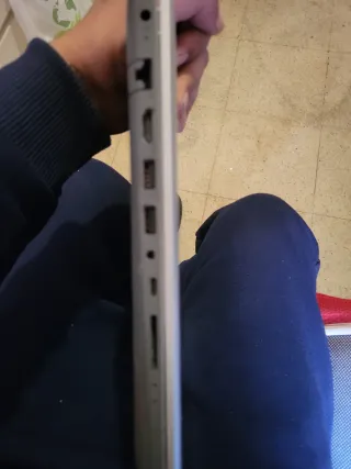 Portátil Lenovo Ideapad 390 Plata