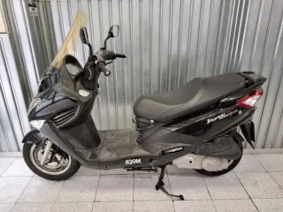 SYM Joyride 200 Negra