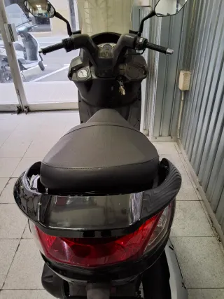 SYM Joyride 200 Negra