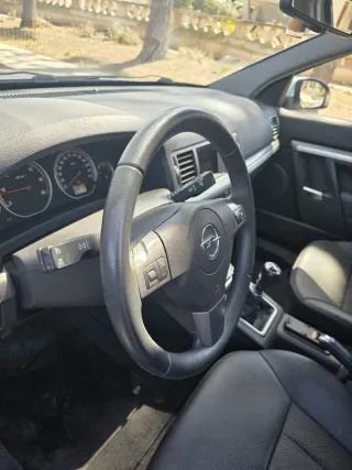 Opel Vectra 2008