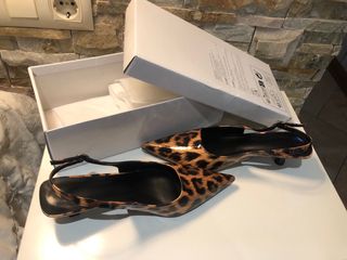 Zapatos leopardo Slingback tacón kitten