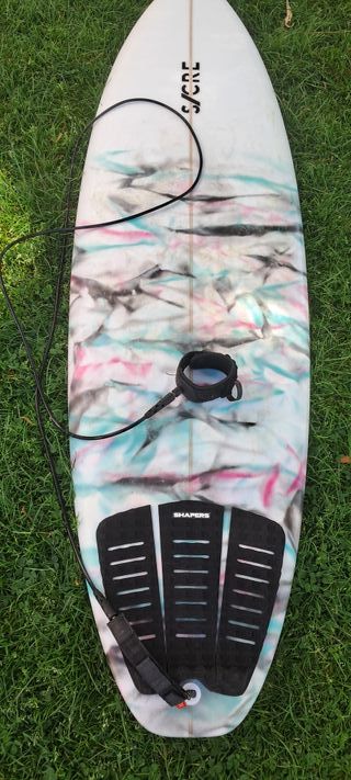 Tabla de surf SACRE con leash y pads