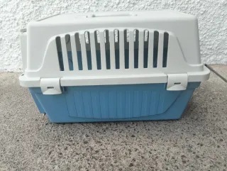 Transportín perro azul y blanco
