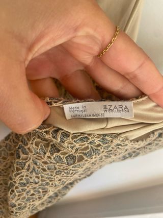 Vestido calado beige/gris