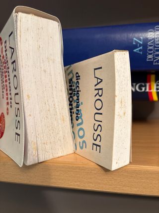 Diccionario de la lengua española y sinonimos