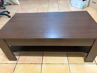 Mesa de centro elevable de madera