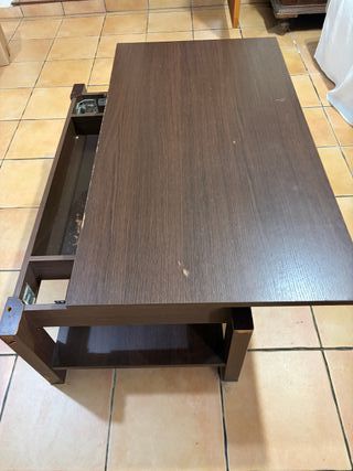 Mesa de centro elevable de madera