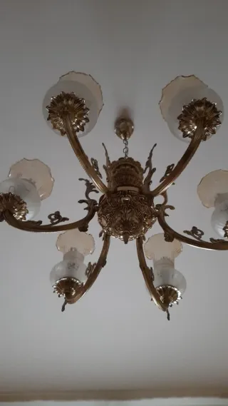 Lámpara de techo vintage dorada y roja