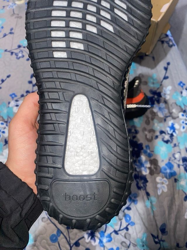 adidas gazelle silver green womens Adidas Yeezy Boost 350 V2 "Beluga" - BB1826
