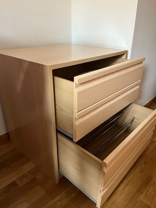 Cajonera/zapatero de madera clara