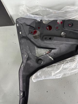 Panel Lateral Yamaha Ténéré 700