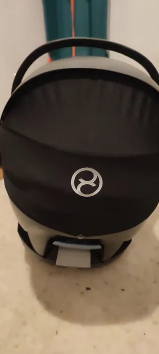 Silla coche Cybex + base Isofix