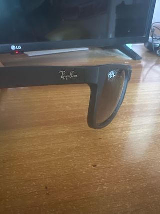 Occhiali Ray-Ban Neri Lenti Marroni Unisex