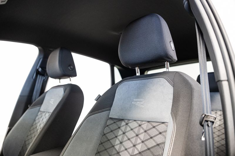 Volkswagen Polo PA R-Line 1.0 TSI 2023, foto 16