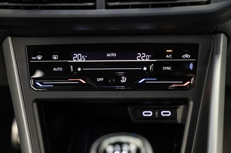 Volkswagen Polo PA R-Line 1.0 TSI 2023, foto 24