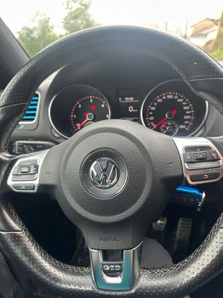 Volkswagen Golf 2011