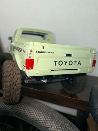 Crawler RC 1/10 TOYOTA